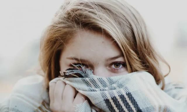 Z czego napar na zatoki? Odkryj skuteczne zioła i ich działanie